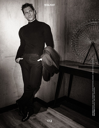 Volant Homme Debut Issue
