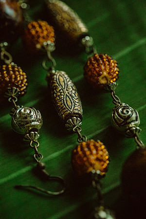 Ana Retro Earrings & Necklace