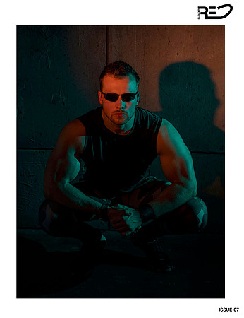 BLouder Men's Magazine featuring Sil Visser